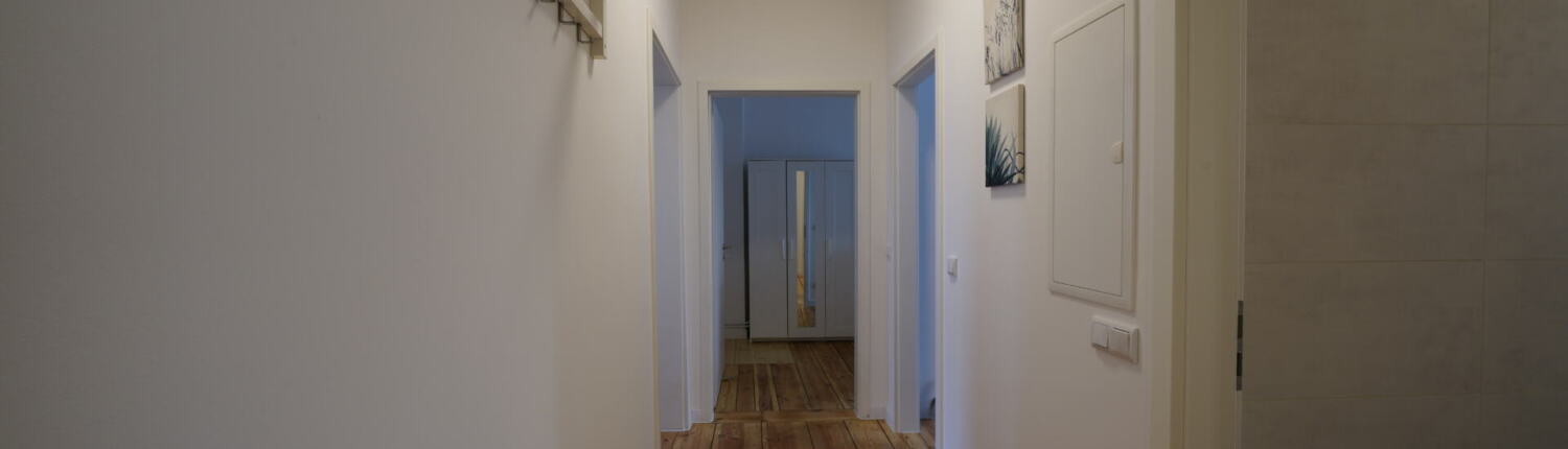 B7 2OG rechts Flur _7R39530