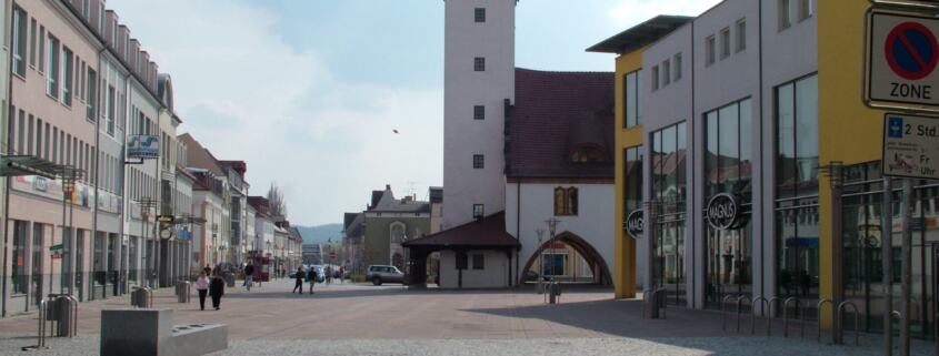 Fußgängerzone vor dem Rathaus von Fürstenwalde/Spree