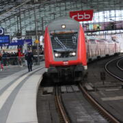 RE1 am Berliner Hauptbahnhof